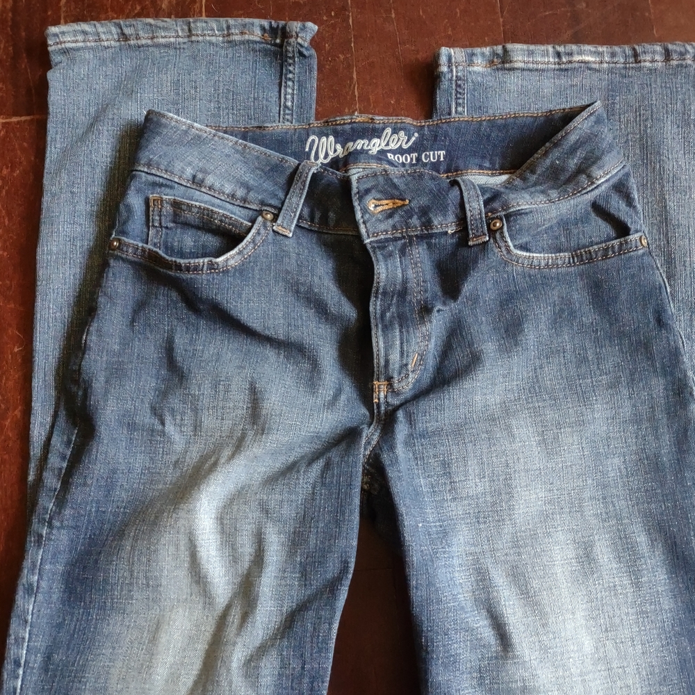 Wrangler Men's Classic Indigo Bootcut Jeans
